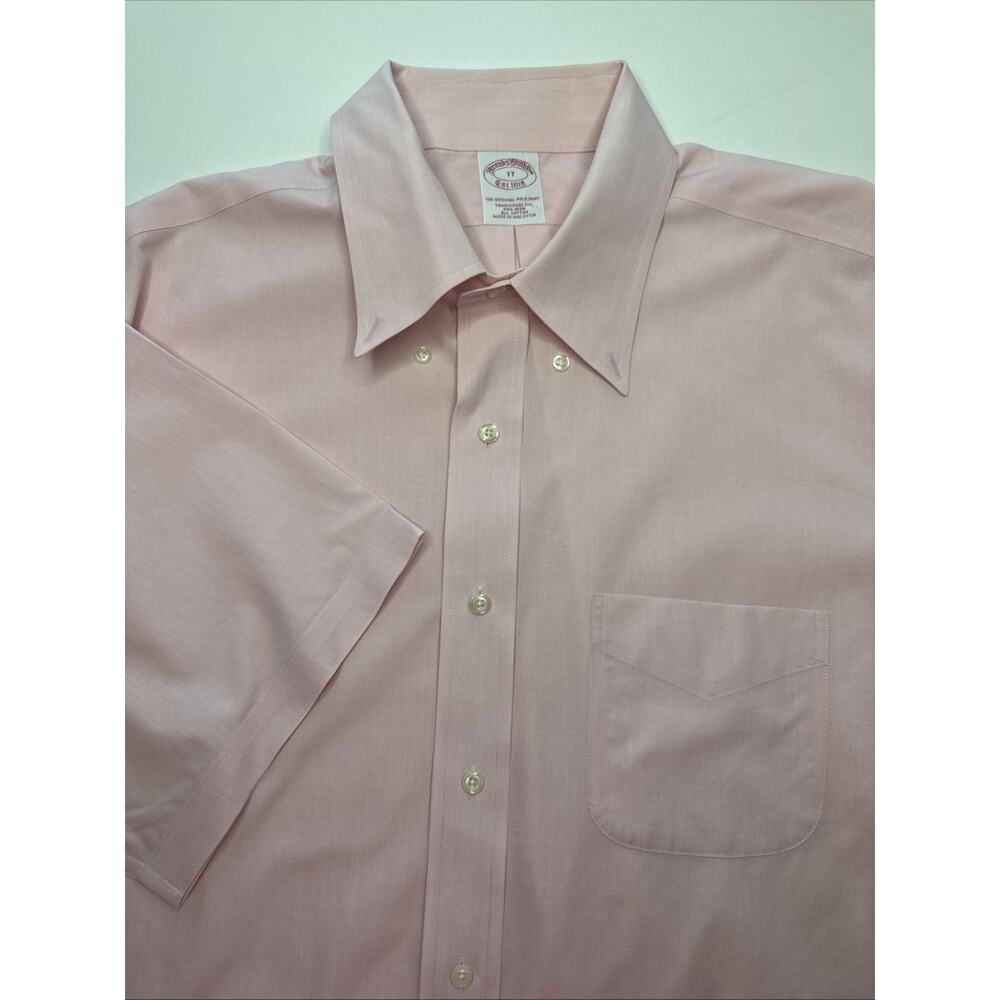 Brooks Brothers Men Pink Dress Shirt Size 17 Traditional Fit Non-Iron Polo Shirt